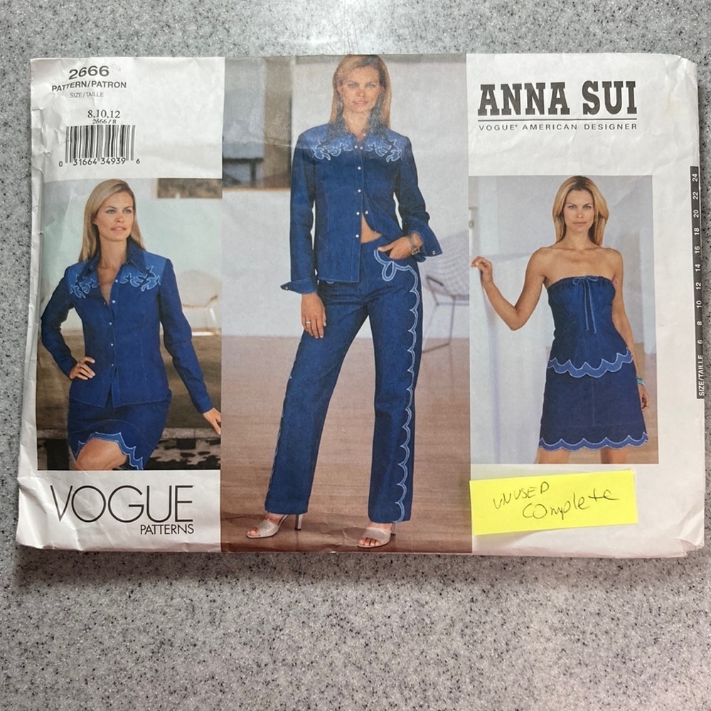 VOGUE Paris American Designer Original Anna Sui 2666 size 8-12 Complete/used 159